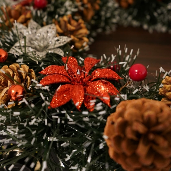 Christmas Holiday Wreath - Picture 3 of 8